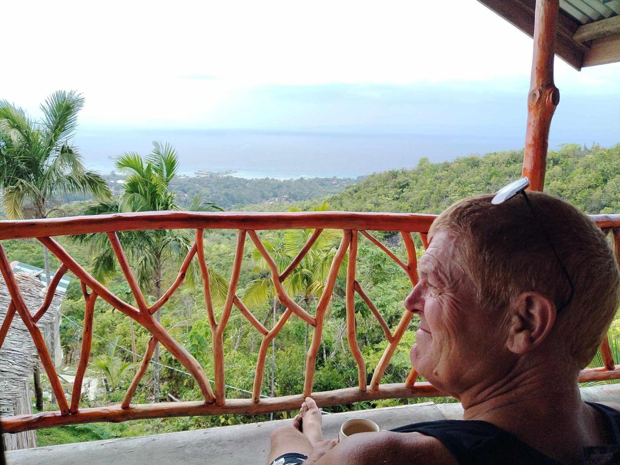 Thornton'S Sea View Cafe & Guesthouse Siquijor Room photo